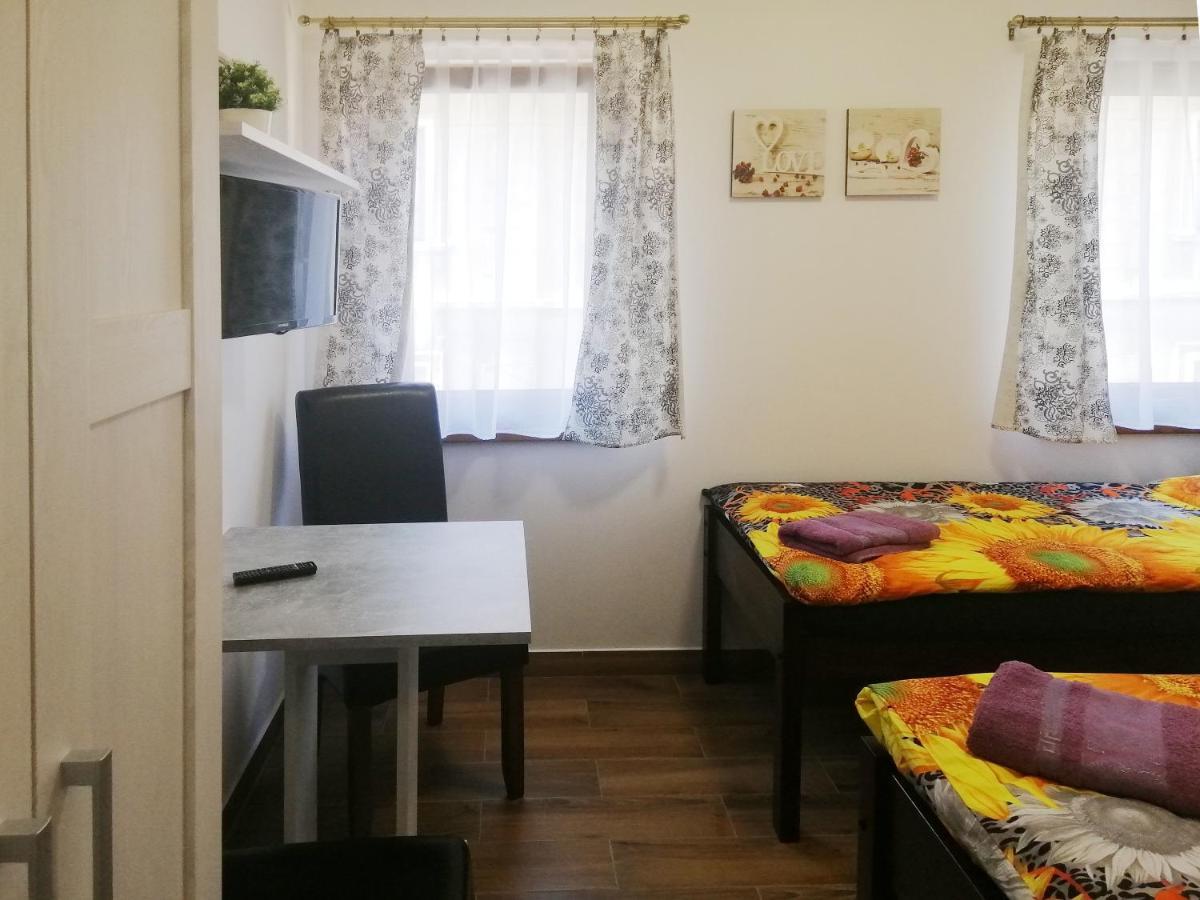 Apartmany Aranka Zatec  Exterior photo